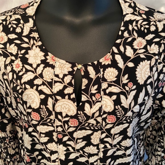 Charter club‎  floral blouse - Picture 5 of 8